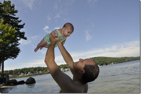 555738_3125372351754_1169775696_n