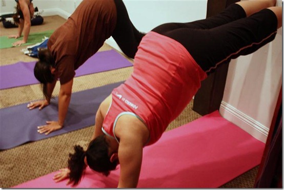Pregnant Yoga (3)